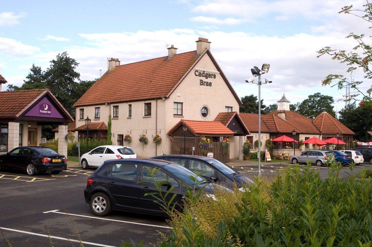 Premier Inn Falkirk East Exterior foto